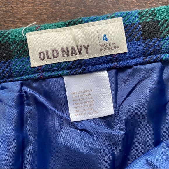 Plaid skirt - Picture 2 of 3